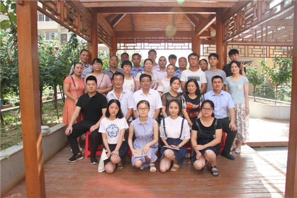 又是一年金秋季，助學(xué)圓夢暖人心----2017年寶業(yè)集團(tuán)“金秋助學(xué)”活動(dòng)圓滿結(jié)束